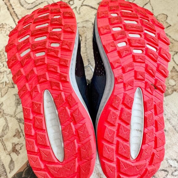 New Balance Women's, DynaSoft Nitrel V5 Trail Running Shoe sz 9 - Picture 13 of 13